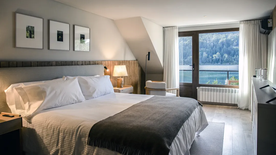 servicios-hotel-patagonia-auria-suite-deluxe-auria-hotels-angostura-01